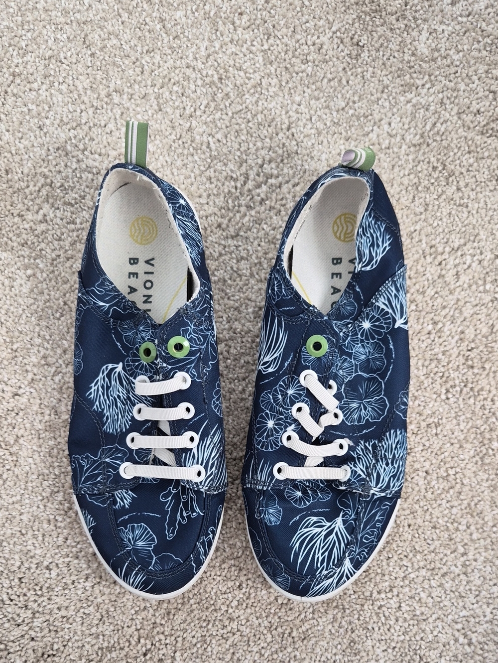 Vionic Navy Sea  Slip-On Sneakers Sz 7